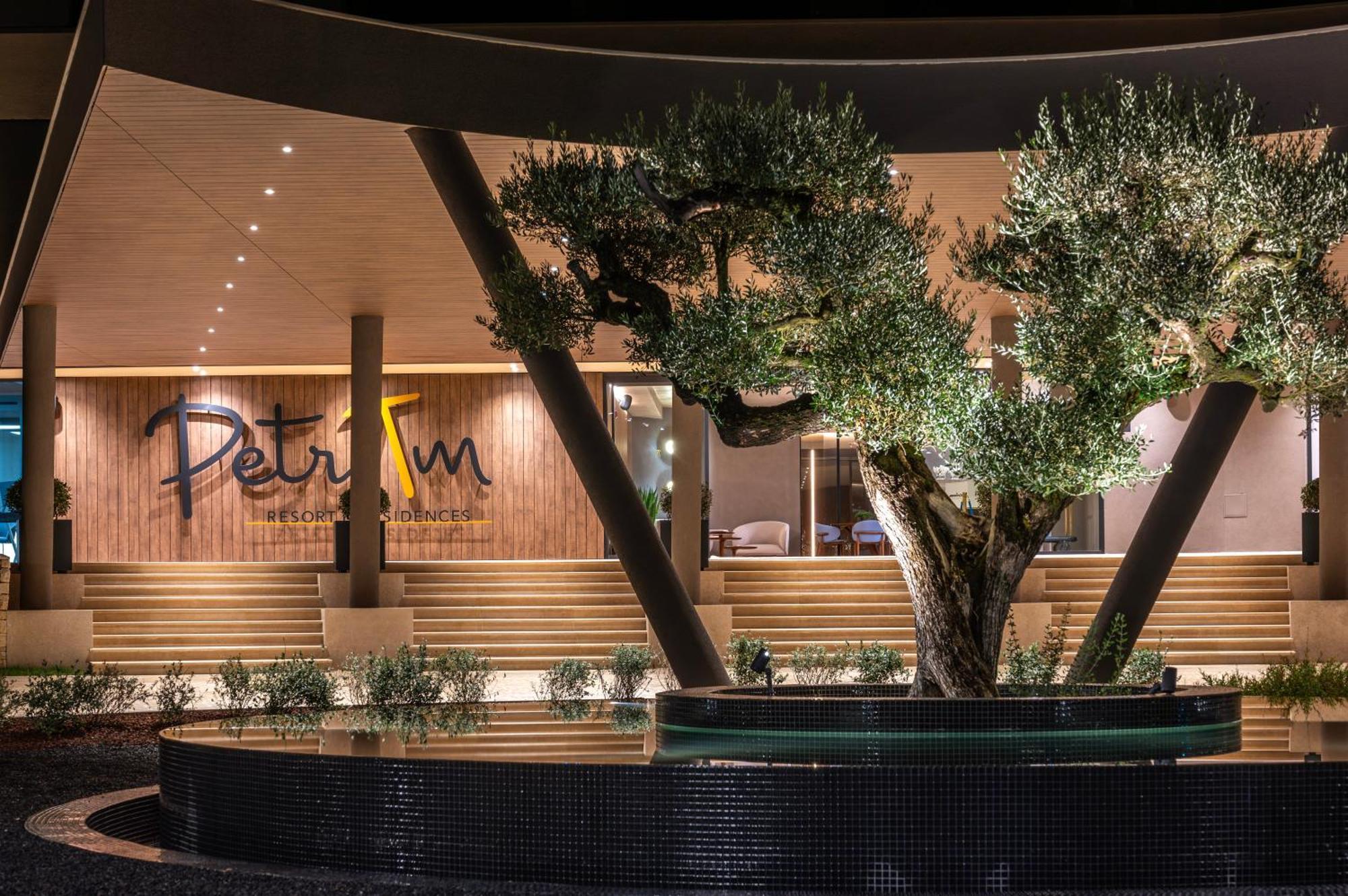 Petram Resort & Residences ซาวูดริยา ภายนอก รูปภาพ