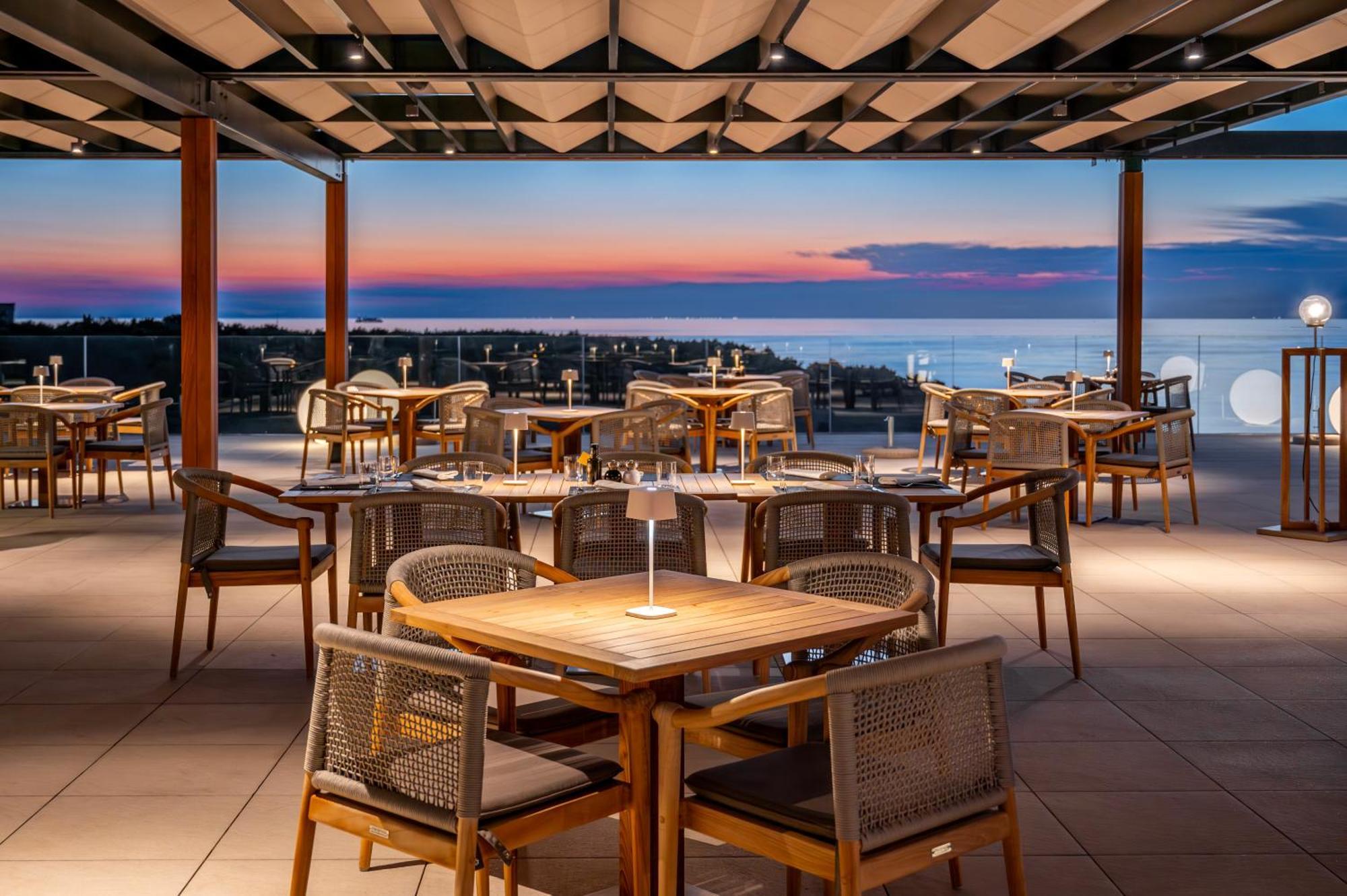 Petram Resort & Residences ซาวูดริยา ภายนอก รูปภาพ